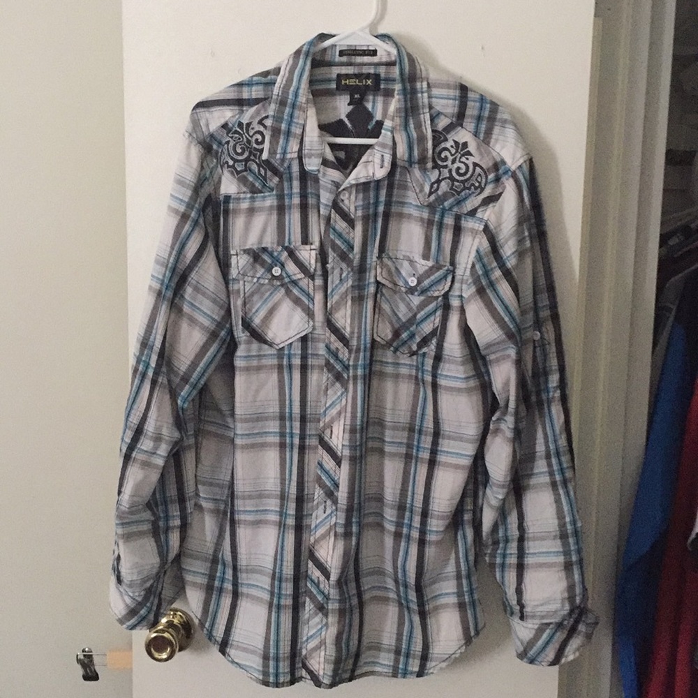 A Helix Athletic Fit button down shirt.